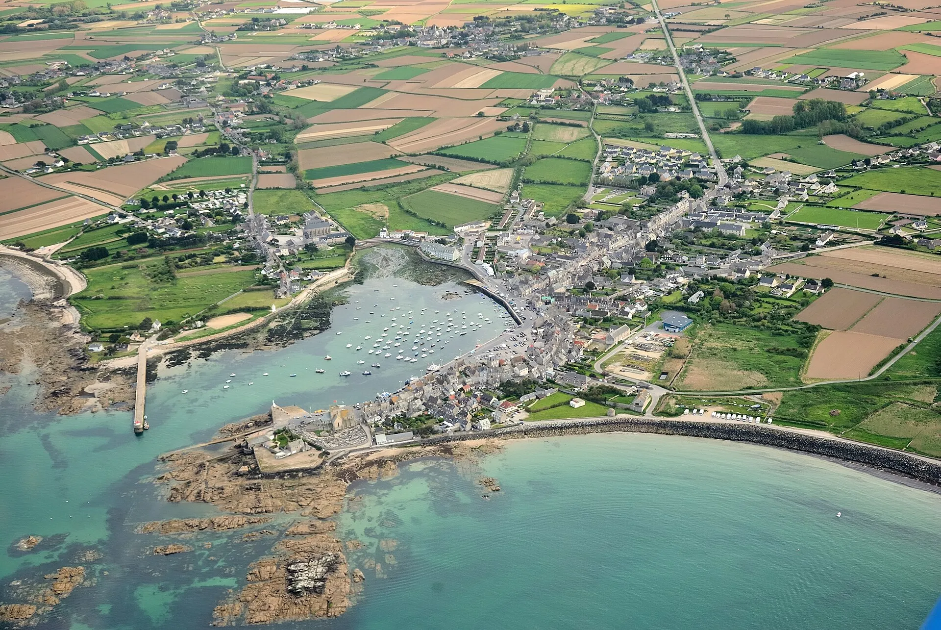 Le port de Barfleur, d'où partent les dragueurs de moules